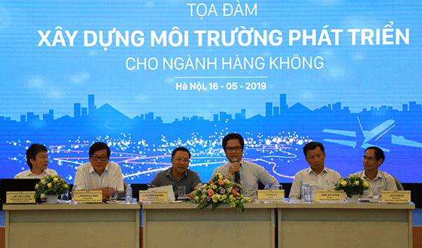 “Mở cửa bầu trời” cho ngành hàng không mo cua bau troi cho nganh hang khong