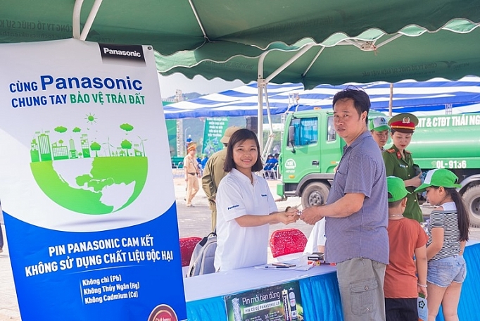 panasonic viet tiep hanh trinh uom van mam xanh