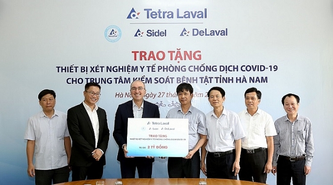 Tập đoàn Tetra Laval tặng thiết bị y tế cho Trung tâm kiểm soát bệnh tật tỉnh Hà Nam tap doan tetra laval tang thiet bi y te cho trung tam kiem soat benh tat tinh ha nam