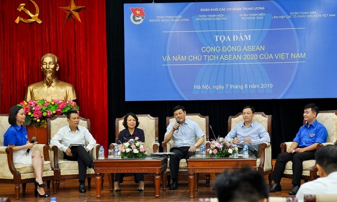 Phát huy vai trò xung kích của Thanh niên Việt Nam hướng tới năm Chủ tịch ASEAN 2020 phat huy vai tro xung kich cua thanh nien viet nam huong toi nam chu tich asean 2020