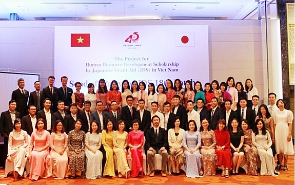 khoi dong chuong trinh hoc bong jds danh cho can bo cong chuc viet nam