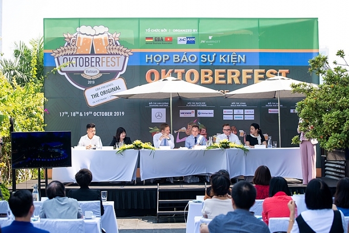 Trải nghiệm Oktoberfest chính thống tại Việt Nam trai nghiem oktoberfest chinh thong tai viet nam