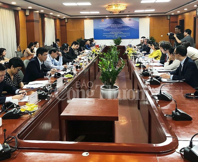 Bàn giải pháp tăng cường hợp tác thương mại đầu tư Việt Nam - Australia ban giai phap tang cuong hop tac thuong mai dau tu viet nam australia