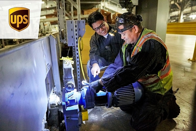 thuong mai dien tu va tinh hinh mua hang cong nghiep chau a cuoc giai phong thanh cong hay be tac cua cong nghe