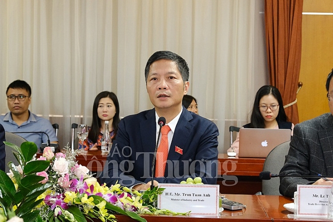 Đưa trụ cột hợp tác kinh tế Việt Nam - Hoa Kỳ ngày càng phát triển dua tru cot hop tac kinh te viet nam hoa ky ngay cang phat trien