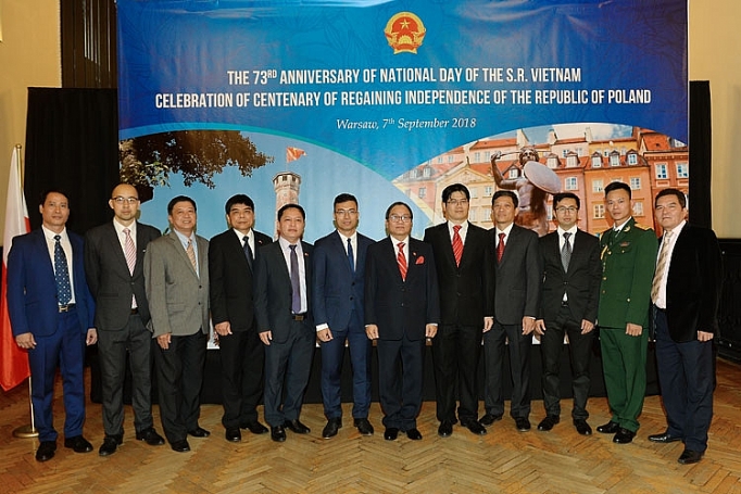 Sao Thái Dương làm nên thành công tại sự kiện ngoại giao Việt Nam – Ba Lan sao thai duong lam nen thanh cong tai su kien ngoai giao viet nam ba lan