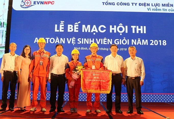 Điện lực Ninh Bình: Nâng cao hiệu quả vận hành hệ thống điện và thị trường điện dien luc ninh binh nang cao hieu qua van hanh he thong dien va thi truong dien