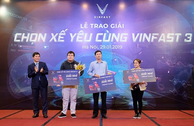 Trao thưởng chương trình “chọn xế yêu cùng VinFast – 3” trao thuong chuong trinh chon xe yeu cung vinfast 3