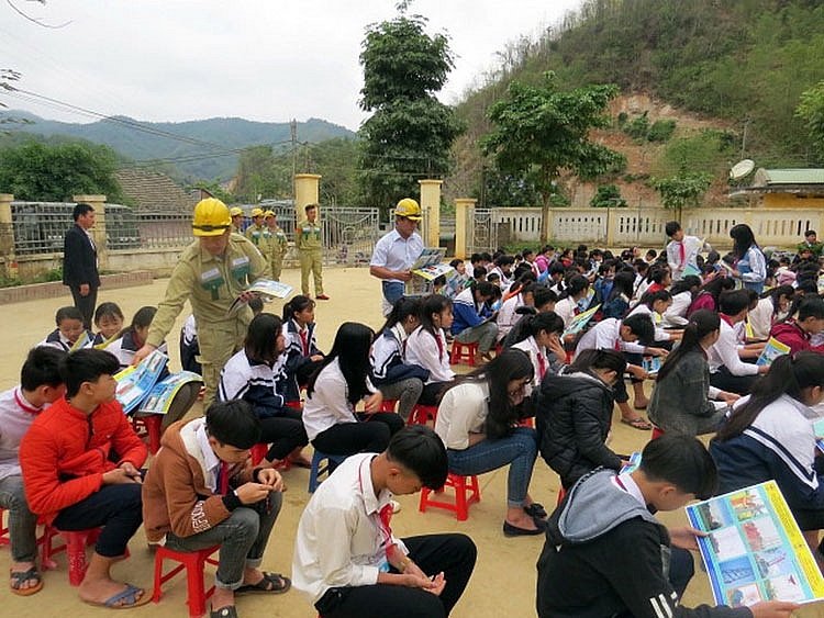 Truyền tải điện Hòa Bình: Đảm bảo cấp điện an toàn, ổn định, liên tục trong dịp lễ, tết