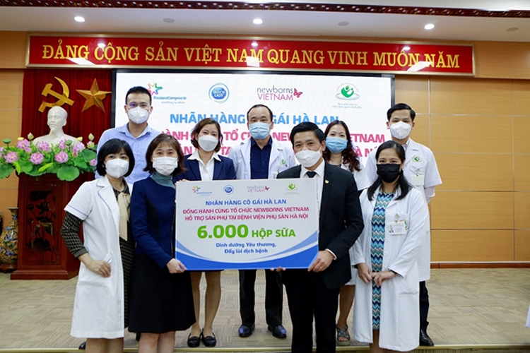Dinh dưỡng yêu thương giúp sản phụ mắc Covid-19 “đi biển” nhưng không… một mình Dinh dưỡng yêu thương giúp sản phụ mắc Covid-19 “đi biển” nhưng không… một mình
