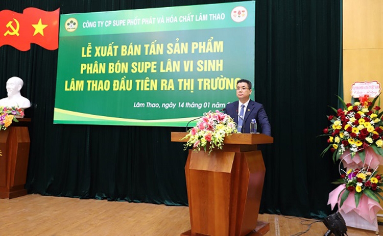Supe Lâm Thao: Xuất bán những tấn sản phẩm Supe lân vi sinh đầu tiên ra thị trường Supe Lâm Thao: Xuất bán những tấn sản phẩm Supe lân vi sinh đầu tiên ra thị trường