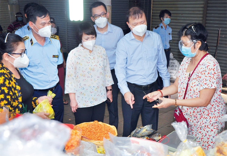 Sức bật trong năm bản lề Sức bật trong năm bản lề