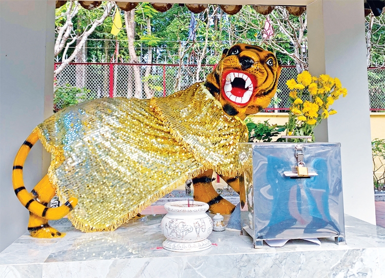 Tín ngưỡng thờ hổ của người dân Nam Bộ Tín ngưỡng thờ hổ của người dân Nam Bộ