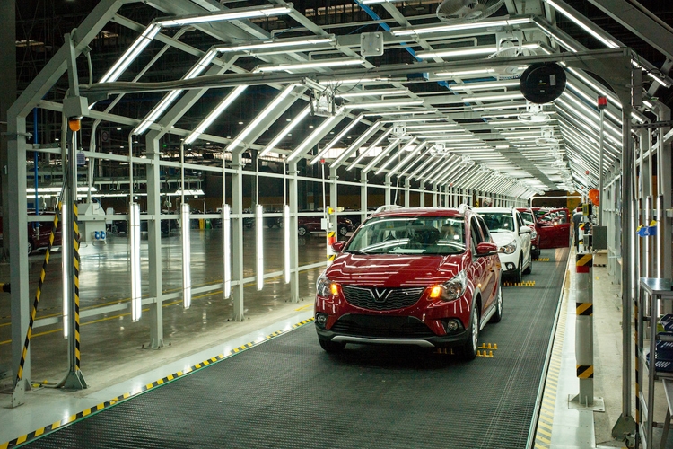 VinFast Fadil - “Xe quốc dân” bán chạy nhất Việt Nam năm 2021