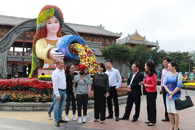 Lễ hội hoa xuân Sun World Halong Complex: Điểm nhất định phải đến dịp đầu năm mới le hoi hoa xuan sun world halong complex diem nhat dinh phai den dip dau nam moi