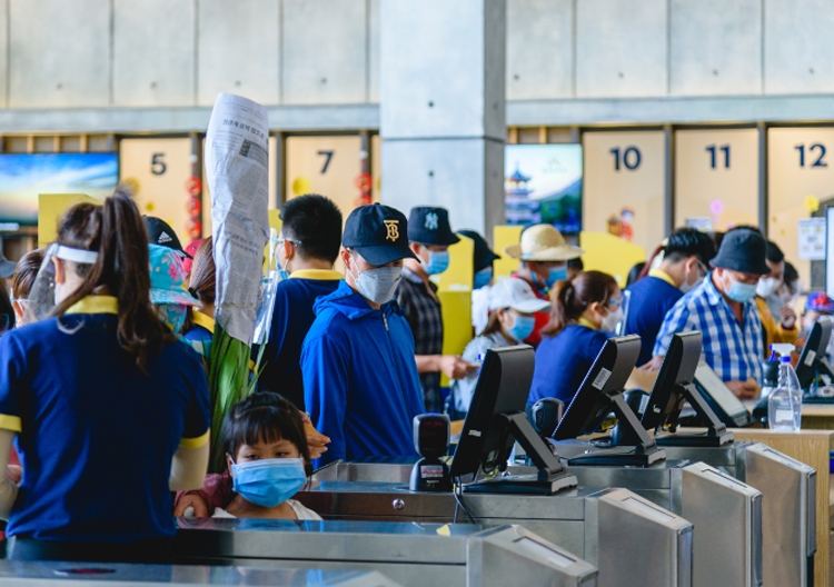 Khách đến núi Bà Đen Tây Ninh tăng mạnh, du lịch cả nước đón nhiều tín hiệu ấm Khách đến núi Bà Đen Tây Ninh tăng mạnh, du lịch cả nước đón nhiều tín hiệu ấm