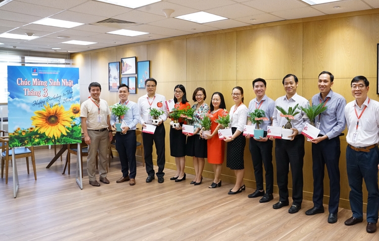 Công đoàn PV GAS kêu gọi người lao động tích cực tham gia Cuộc thi viết “Vòng tay Công đoàn”