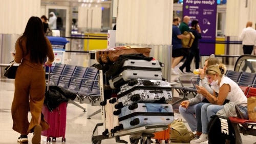 Các nước EU thống nhất mở cửa cho tất cả du khách quốc tế ngoài khối Các nước EU thống nhất mở cửa cho tất cả du khách quốc tế ngoài khối