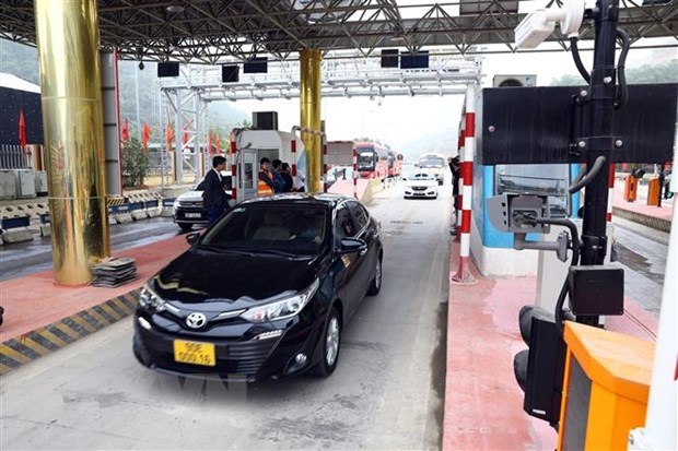 Day nhanh tien do dan the dinh danh oto de thu phi dien tu khong dung hinh anh 1