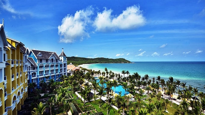 1 trong 10 đám cưới "đình đám nhất năm 2019" được tổ chức tại JW Marriott Phu Quoc Emerald Bay 1 trong 10 dam cuoi dinh dam nhat nam 2019 duoc to chuc tai jw marriott phu quoc emerald bay