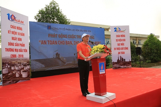 Lọc hóa dầu Bình Sơn mừng sự kiện 20 triệu giờ công an toàn loc hoa dau binh son to chuc su kien 20 trieu gio cong an toan