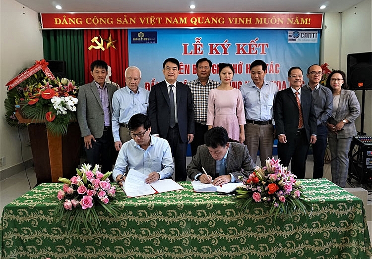 Ký kết Biên bản ghi nhớ về hợp tác đầu tư dự án công viên khoa học