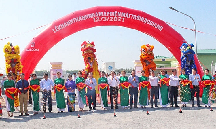 Hậu Giang đã có Nhà máy điện mặt trời đầu tiên Hậu Giang đã có Nhà máy điện mặt trời đầu tiên