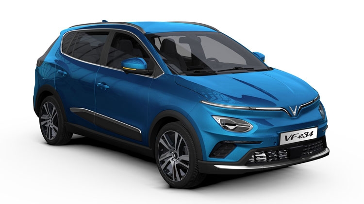 Cận cảnh VinFast VF e34 - xe điện make-in-Vietnam bứt phá mọi giới hạn