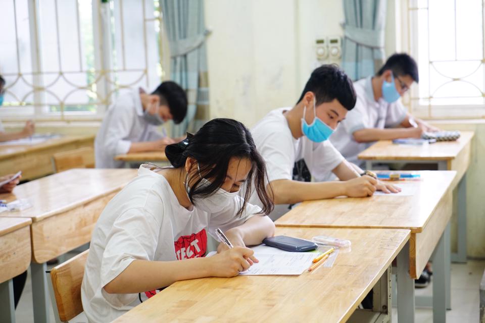 Thí sinh tham dự kỳ thi tốt nghiệp THPT đợt 1 năm 2021