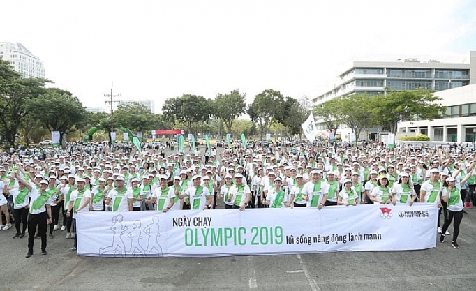 Herbalife ghi dấu năm thứ 4 đồng hành cùng Ngày chạy Olympic toàn dân herbalife ghi dau nam thu 4 dong hanh cung ngay chay olympic toan dan