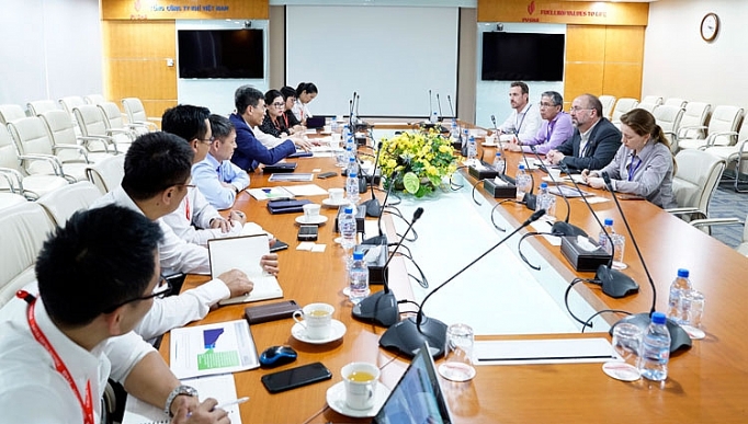 PV GAS và AGDC tái khẳng định mong muốn phối hợp phát triển LNG tại Việt Nam pv gas va agdc tai khang dinh mong muon phoi hop phat trien lng tai viet nam