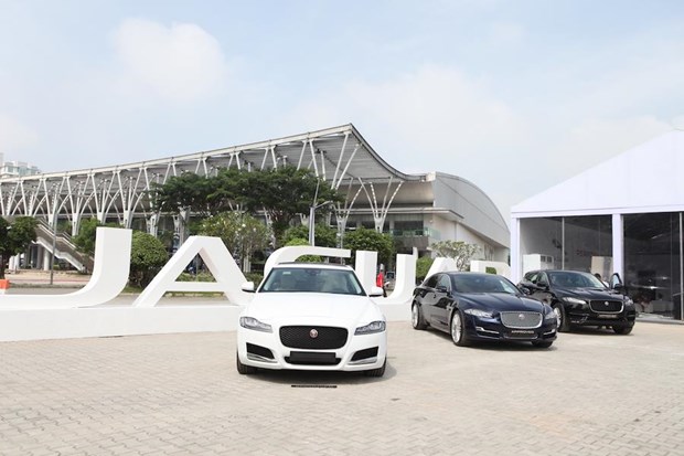 quy 1 luong oto nhap khau ve viet nam bang gan nua ca nam 2018