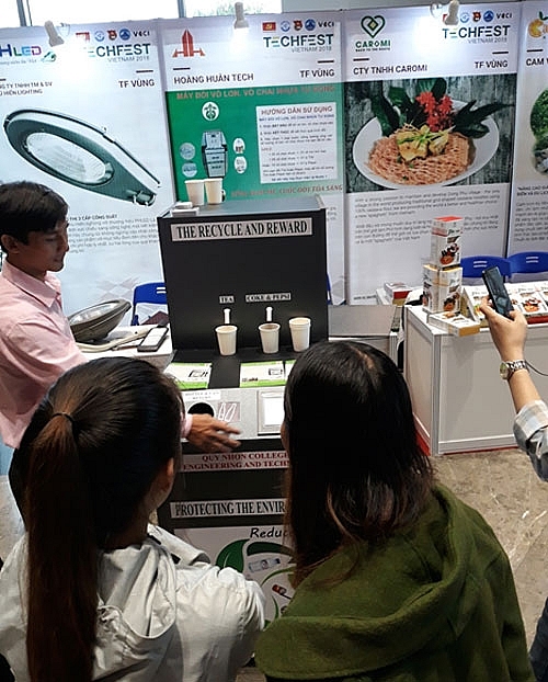 may doi vo lon vo chai tu dong huong toi bao ve moi truong