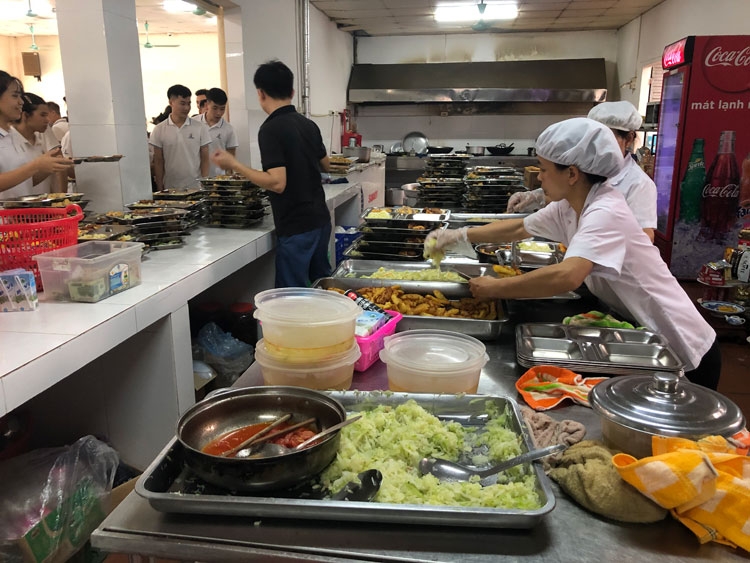 Đại học Công nghiệp Việt – Hung: Tư vấn hướng nghiệp cho hơn 6.000 học sinh trung học phổ thông