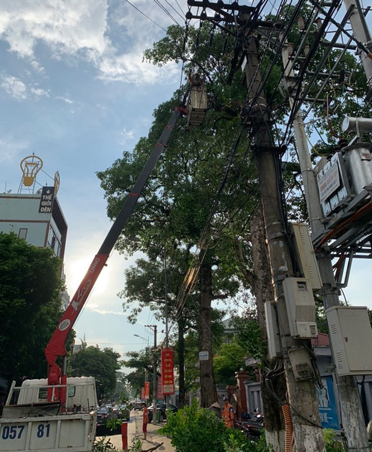 PC Hà Nam đảm bảo cung ứng điện đầy đủ, an toàn trong mùa nắng nóng PC Hà Nam đảm bảo cung ứng điện đầy đủ, an toàn trong mùa nắng nóng