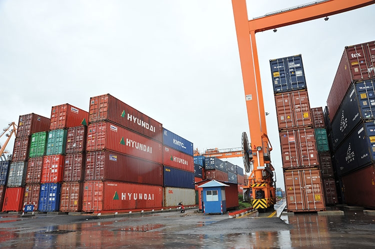 Giải "cơn khát" vỏ container Giải "cơn khát" vỏ container