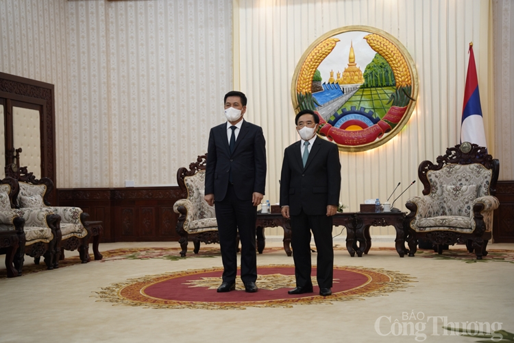 Thương mại Việt Nam - Lào: Đường lớn đã mở Thương mại Việt Nam - Lào: Đường lớn đã mở