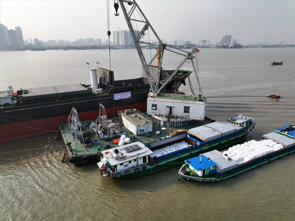 Logistics đóng góp lớn cho phát triển xuất nhập khẩu. Ảnh: TL