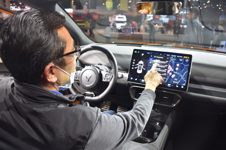 VinFast gây sốt khi lần đầu phủ sóng tại Triển lãm ô tô quốc tế New York 2022