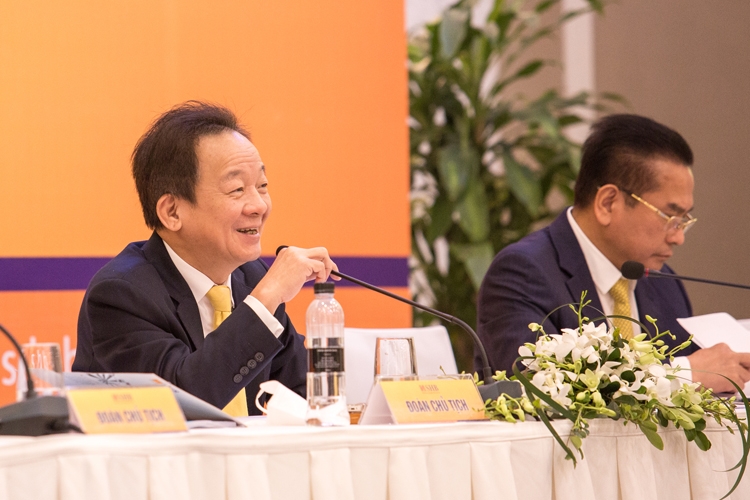 Đặt mục tiêu lợi nhuận tăng 87%, SHB đồng thời quyết liệt thực hiện 4 trụ cột chiến lược Đặt mục tiêu lợi nhuận tăng 87%, SHB đồng thời quyết liệt thực hiện 4 trụ cột chiến lược