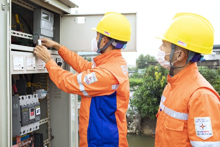 PC Hà Nam tuyên truyền chủ động điều tiết phụ tải PC Hà Nam tuyên truyền chủ động điều tiết phụ tải