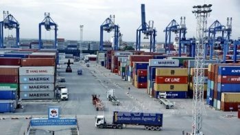 Doanh nghiệp logistics nội đông nhưng nhỏ