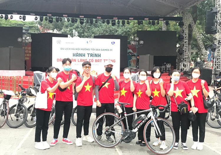 Hành trình “Dấu chân làng cổ Bát Tràng”- Khám phá những giá trị văn hóa còn ẩn dấu Hành trình “Dấu chân làng cổ Bát Tràng”- Khám phá những giá trị văn hóa còn ẩn dấu