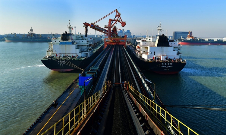 Trung Quốc quyết định bãi bỏ thuế nhập khẩu than để đảm bảo cung cấp năng lượng Trung Quốc quyết định bãi bỏ thuế nhập khẩu than để đảm bảo cung cấp năng lượng