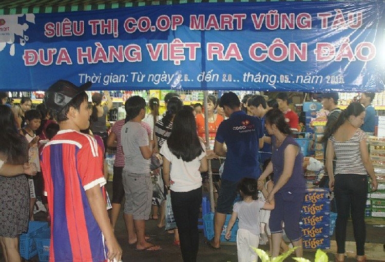 Phiên chợ hàng Việt về Côn Đảo năm 2018 phien cho hang viet ve con dao nam 2018