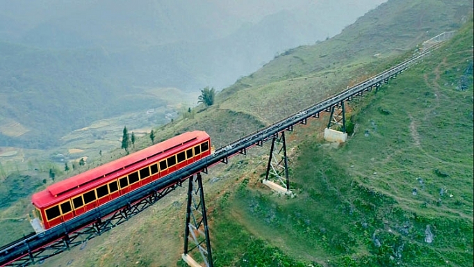 Fansipan tổ chức Đại lễ cầu Quốc thái dân an đồng hành cùng đại lễ Vesak 2019 fansipan to chuc dai le cau quoc thai dan an dong hanh cung dai le vesak 2019