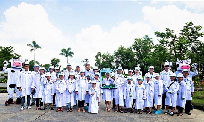 "Chuyện hậu trường" của mỗi hộp sữa học đường chuyen hau truong cua moi hop sua hoc duong