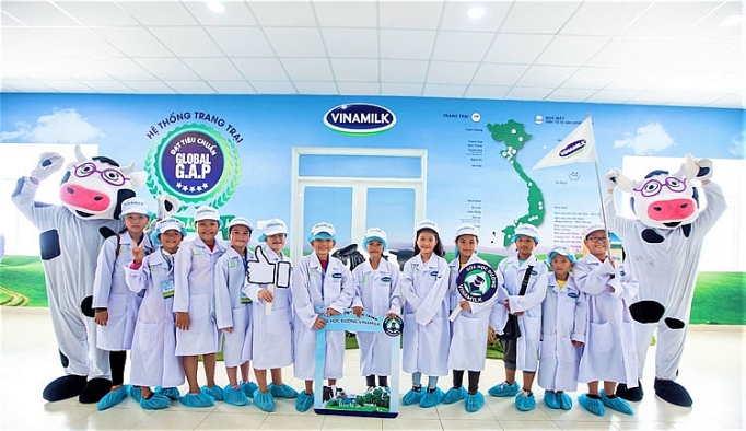 "Chuyện hậu trường" của mỗi hộp sữa học đường chuyen hau truong cua moi hop sua hoc duong