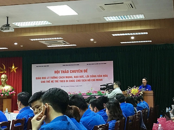 boi duong the he cach mang cho doi sau theo di chuc chu tich ho chi minh