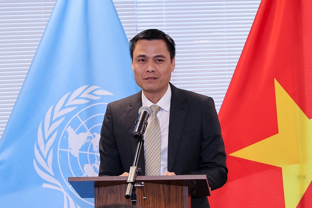 Thủ tướng Phạm Minh Chính: ‘Thế hệ chúng tôi chưa làm thì thế hệ tương lai sẽ làm’ - Ảnh 11. Thủ tướng Phạm Minh Chính: ‘Thế hệ chúng tôi chưa làm thì thế hệ tương lai sẽ làm’ - Ảnh 11.